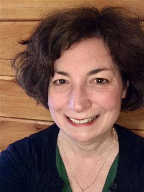 Lori Galvin's headshot.
